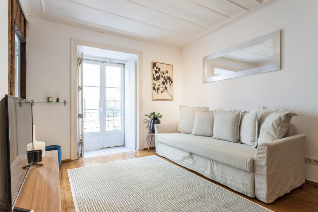 Living Bairro Alto II Apartment Lisbon Exterior photo